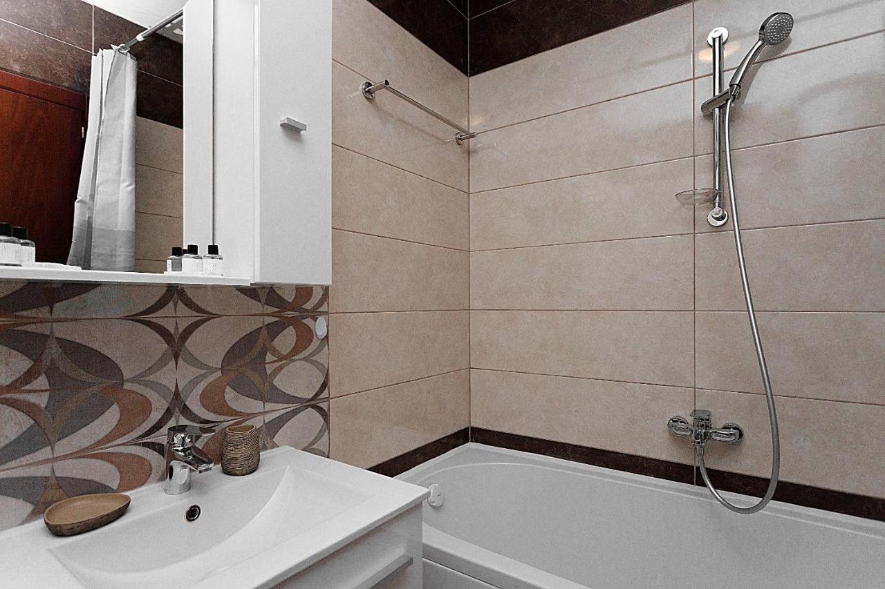 Three Bedroom Spacious Apartment Anatolia 布德瓦 外观 照片