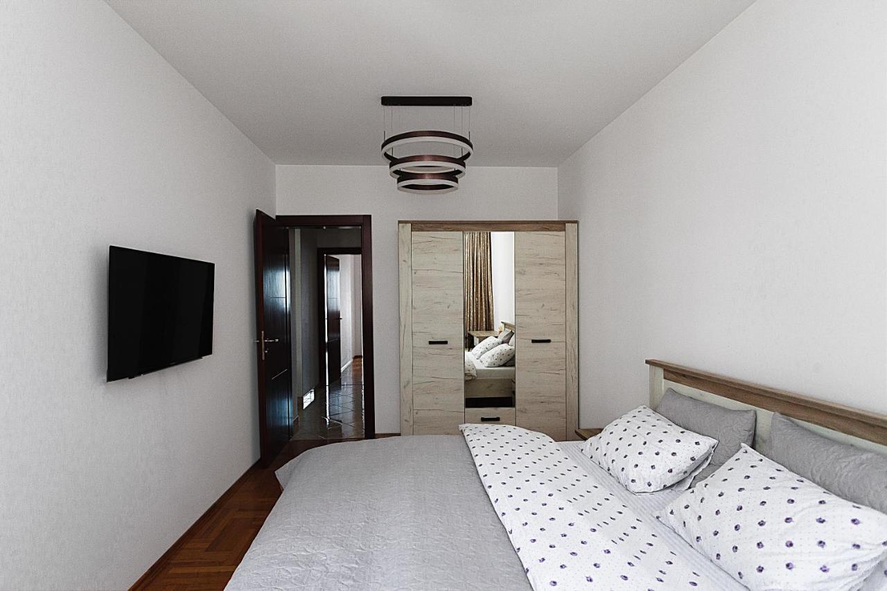 Three Bedroom Spacious Apartment Anatolia 布德瓦 外观 照片