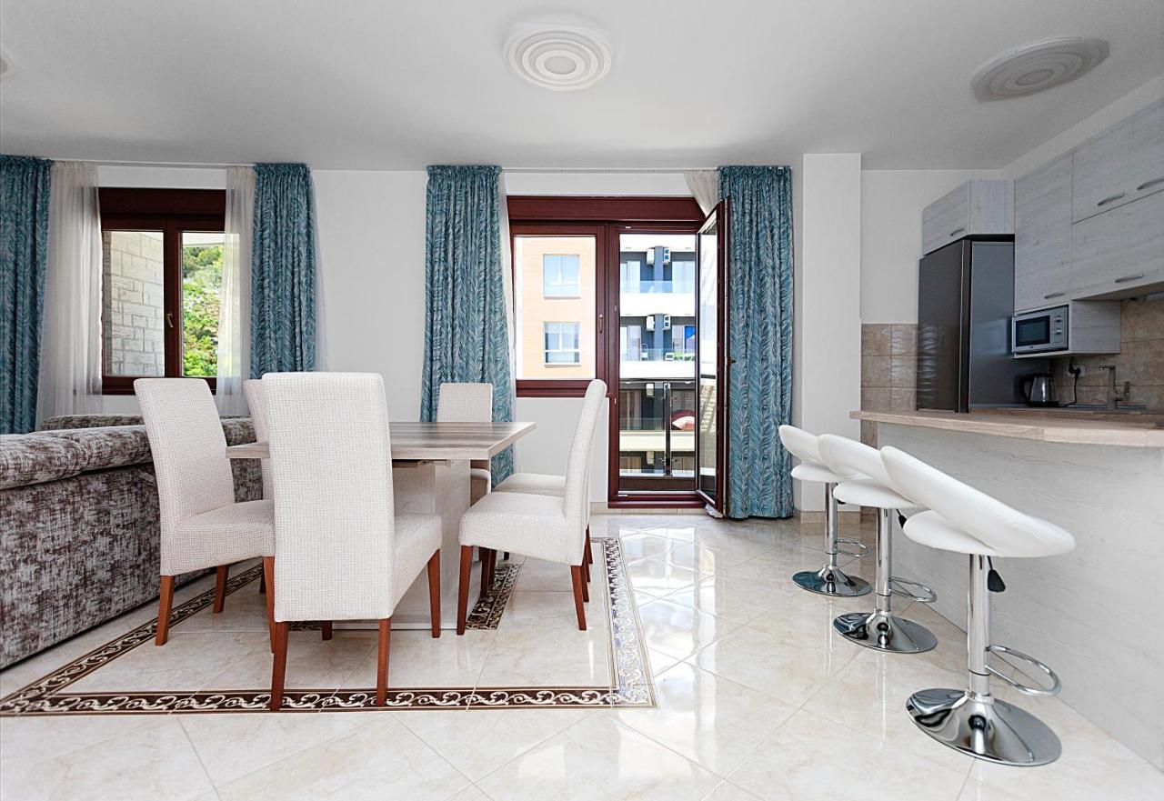 Three Bedroom Spacious Apartment Anatolia 布德瓦 外观 照片